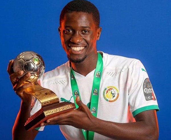 Rapid Vienne : Mouhamed Gueye "pense" à sélection A et à la CAN en Côte d'Ivoire - wiwsport Rapid Vienne : Mouhamed Gueye "pense" à sélection A et à la CAN en Côte d'Ivoire - wiwsport