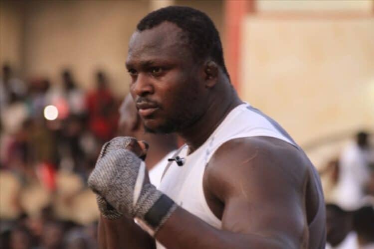 Modou Lô tance Ama Baldé : "Je suis plus prêt que lui et depuis longtemps, je n'ai pas pris ce combat pour le perdre..." - wiwsport Modou Lô tance Ama Baldé : "Je suis plus prêt que lui et depuis longtemps, je n'ai pas pris ce combat pour le perdre..." - wiwsport