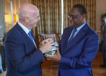Audience Macky Sall et Gianni Infantino pour "le développement du football africain" - wiwsport