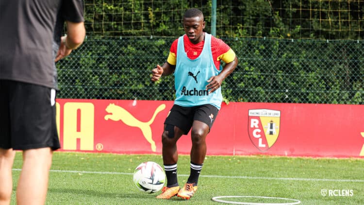 Ligue des Champions : Nampalys titularisé pour la première fois avec le RC Lens - wiwsport Crédit image : RC Lens
