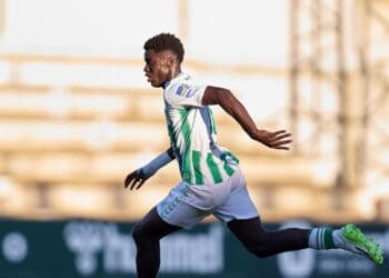 Real Betis : Grande première pour Assane Diao, dans le groupe contre le Barça - wiwsport