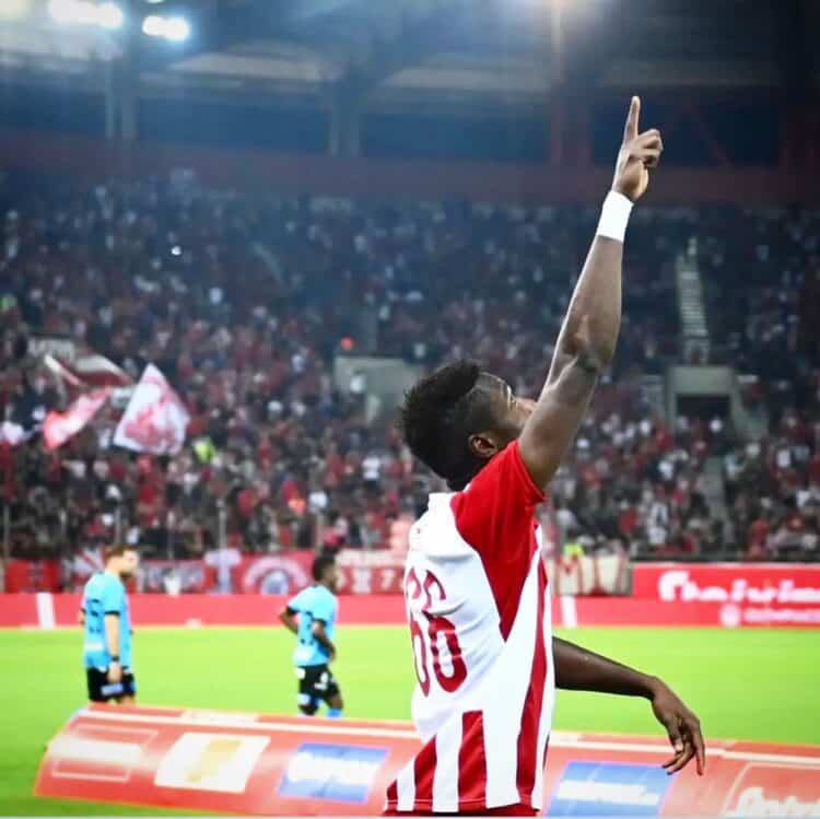 Olympiakos : Le beau message d'adieu de Pape Abou Cissé - wiwsport Olympiakos : Le beau message d'adieu de Pape Abou Cissé - wiwsport