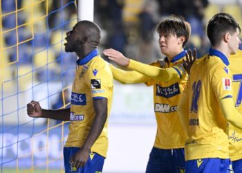 Pro League : Makhtar Gueye répond à Aboubakary Koita, mais Molenbeek s'incline à Saint-Trond - wiwsport