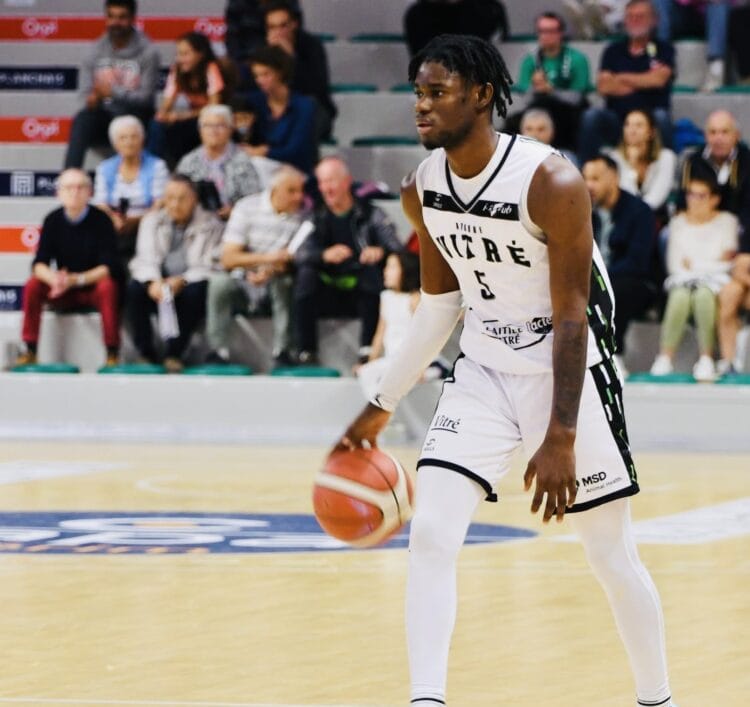 Coupe de France : Fin de parcours pour l’Aurore Vitré malgré la belle prestation de Jean Jacques Boissy (top scoreur) - wiwsport Coupe de France : Fin de parcours pour l’Aurore Vitré malgré la belle prestation de Jean Jacques Boissy (top scoreur) - wiwsport