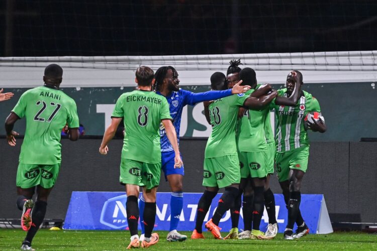 National 1 : Le Red Star d'Habib Beye domine Villefranche et s'envole en tête - wiwsport National 1 : Le Red Star d'Habib Beye domine Villefranche et s'envole en tête - wiwsport