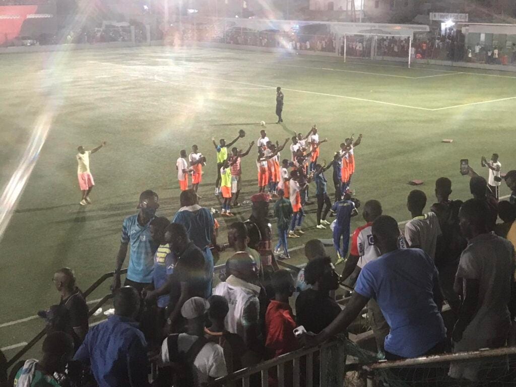 Demi-finales du Mémorial Pape Yade : Guédiawaye Football Club rejoint le Jaraaf en finale - wiwsport Demi-finales du Mémorial Pape Yade : Guédiawaye Football Club rejoint le Jaraaf en finale - wiwsport
