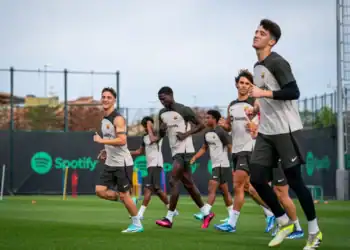 FC Barcelone : L'étonnante situation de Mamadou Mbacké Fall, encore inéligible avec la réserve mais présent dans les entraînements de l'équipe première - wiwsport