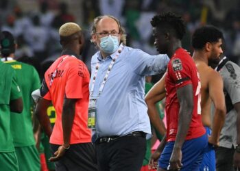CAN 2023 : Tom Saintfiet et le rêve des Gambiens de retrouver le Sénégal - wiwsport