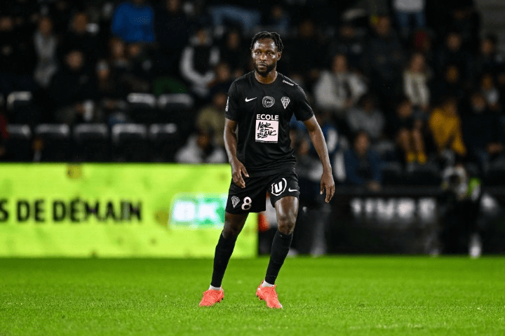 Ligue 2 : Joseph Lopy buteur, Angers s'offre Bordeaux - wiwsport Ligue 2 : Joseph Lopy buteur, Angers s'offre Bordeaux - wiwsport