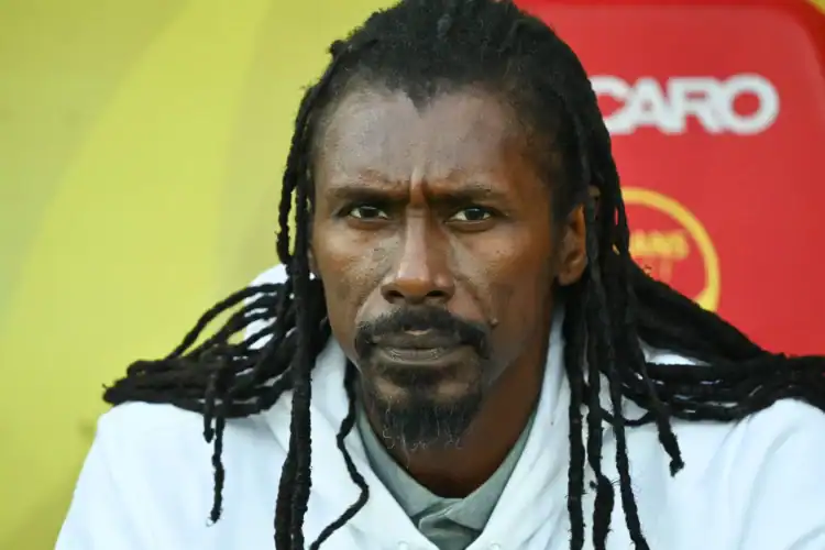 Équipe Nationale : Et si Aliou Cissé se tournait réellement vers un système à trois défenseurs centraux ? - wiwsport
