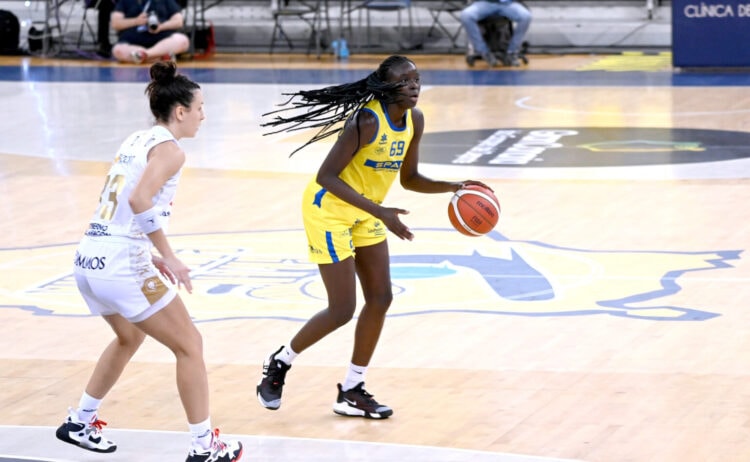 Sokhna Adji Fall en double-double (19pts, 10rbds) malgré la défaite de Gran Canaria - wiwsport Sokhna Adji Fall en double-double (19pts, 10rbds) malgré la défaite de Gran Canaria - wiwsport