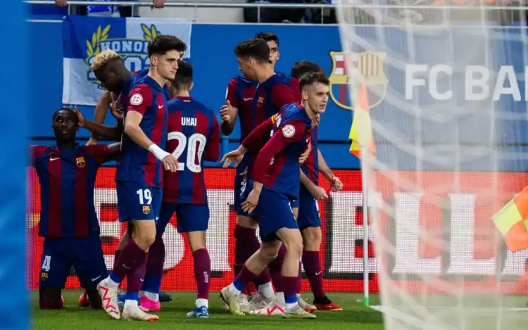Primera RFEF : Le Barça Atlètic déroule contre Sabadell avec un but de Mamadou Mbacké Fall - wiwsport Primera RFEF : Le Barça Atlètic déroule contre Sabadell avec un but de Mamadou Mbacké Fall - wiwsport