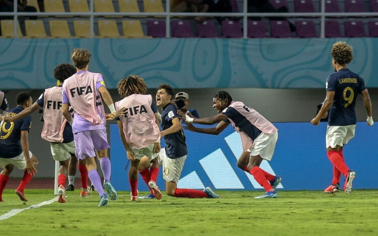 (231125) -- SURAKARTA, Nov. 25, 2023 (Xinhua) -- Ismail Bouneb (3rd R) of France celebrates after scoring during the quarterfinal between France and Uzbekistan at the FIFA U-17 World Cup Indonesia 2023 at the Manahan Stadium in Surakarta, Central Java, Indonesia, Nov. 25, 2023. (Photo by Yanur/Xinhua)   - Photo by Icon sport