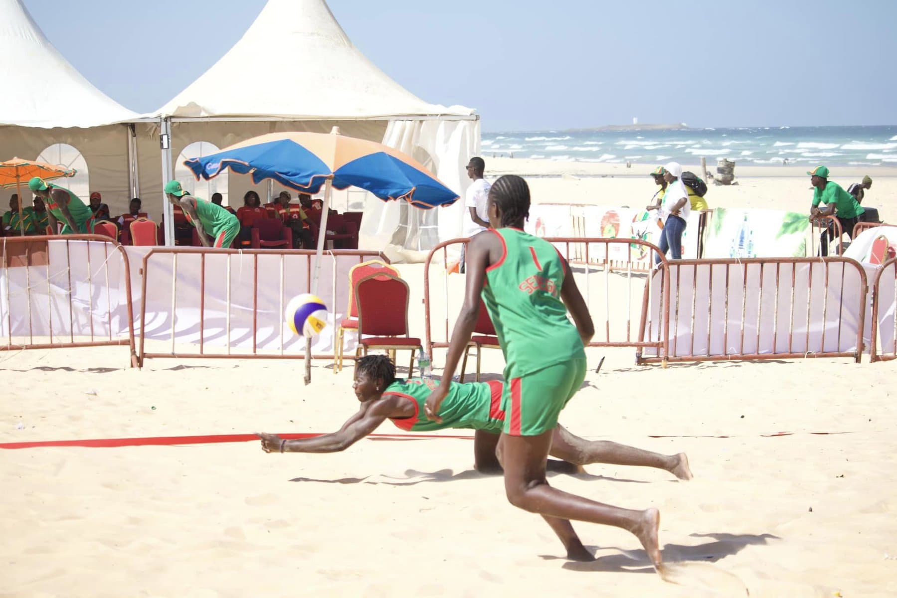 TQO Zonal Beach-Volley : Le Sénégal s'adjuge la 1ère place chez les hommes et la 3e chez les dames - wiwsport TQO Zonal Beach-Volley : Le Sénégal s'adjuge la 1ère place chez les hommes et la 3e chez les dames - wiwsport