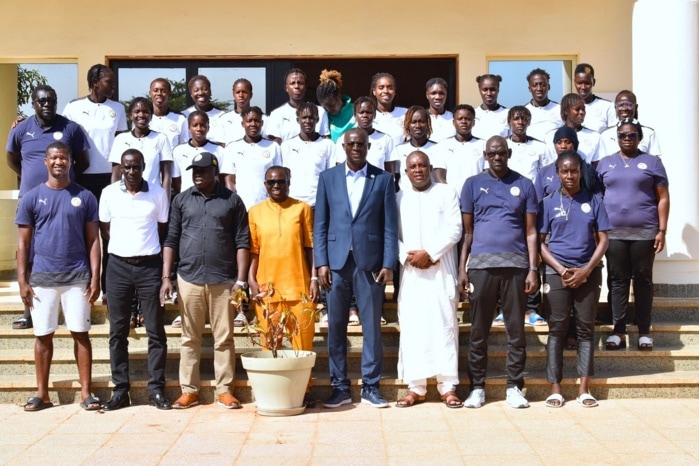 Elimi.CAN 2024 (F) : Augustin Senghor booste les Lionnes avant le choc contre l'Egypte - wiwsport Elimi.CAN 2024 (F) : Augustin Senghor booste les Lionnes avant le choc contre l'Egypte - wiwsport