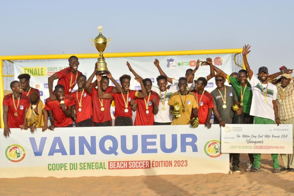 Beach Soccer - Mbao Beach remporte la première édition de la Coupe du Sénégal ! - wiwsport Beach Soccer - Mbao Beach remporte la première édition de la Coupe du Sénégal ! - wiwsport