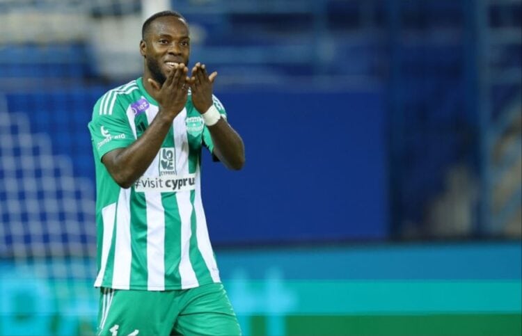 Aris Limassol : Sorti sur civière contre Karmiotissa Polemidion, Yannick Gomis souffre d'une « légère contusion » - wiwsport