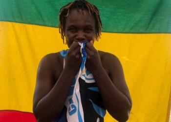 Championnats d’Afrique de Canoë : Combe Seck se qualifie aux JO de Paris 2024 - wiwsport
