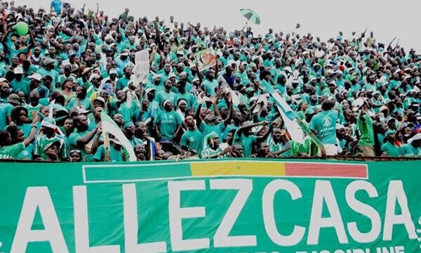 Guédiawaye FC v Casa Sports : L'équipe de Ziguinchor sans ses supporters du "Allez Casa" qui boycottent la rencontre - wiwsport Guédiawaye FC v Casa Sports : L'équipe de Ziguinchor sans ses supporters du "Allez Casa" qui boycottent la rencontre - wiwsport