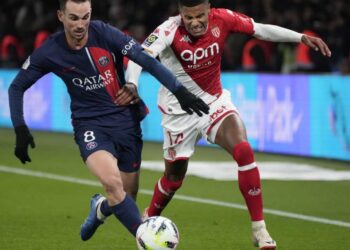 Ligue 1 : L'AS Monaco chute face au PSG dans un match de très haut niveau - wiwsport