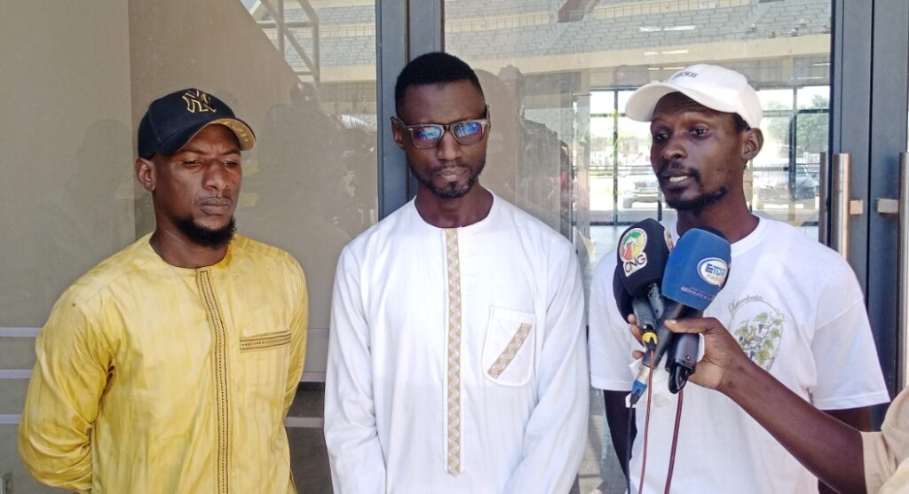 Lamb - Appel à la non violence : Les Fans Club de Modou Lô et Ama Baldé main dans la main à 48h du choc - wiwsport