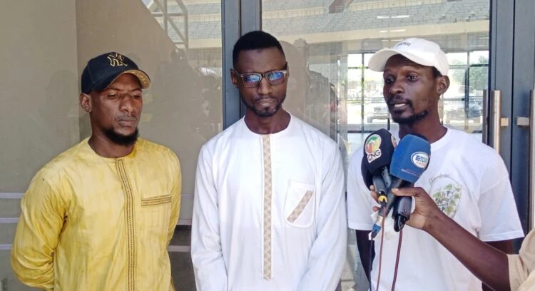 Lamb - Appel à la non violence : Les Fans Club de Modou Lô et Ama Baldé main dans la main à 48h du choc - wiwsport Lamb - Appel à la non violence : Les Fans Club de Modou Lô et Ama Baldé main dans la main à 48h du choc - wiwsport