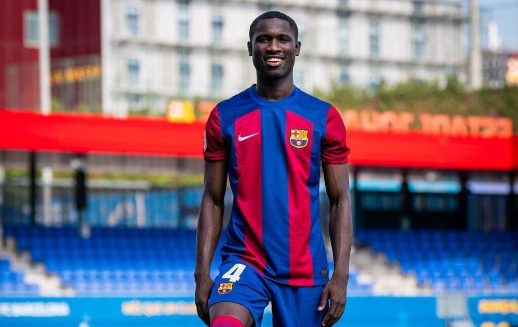 Barça Atlètic : Enfin qualifié pour jouer, Mamadou Mbacké Fall convoqué pour affronter le Rayo Majadahonda - wiwsport Barça Atlètic : Enfin qualifié pour jouer, Mamadou Mbacké Fall convoqué pour affronter le Rayo Majadahonda - wiwsport