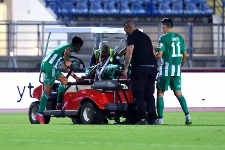 Aris Limassol : Grosse inquiétude pour Yannick Gomis, sorti sur civière contre Karmiótissa - wiwsport