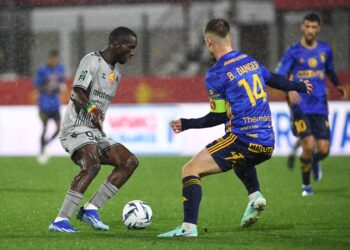 Interview : Sambou Soumano, meilleur buteur de l'US Quevilly : « En tant que footballeur sénégalais, il est évident de penser à défendre un jour les couleurs de sa patrie »" - wiwsport