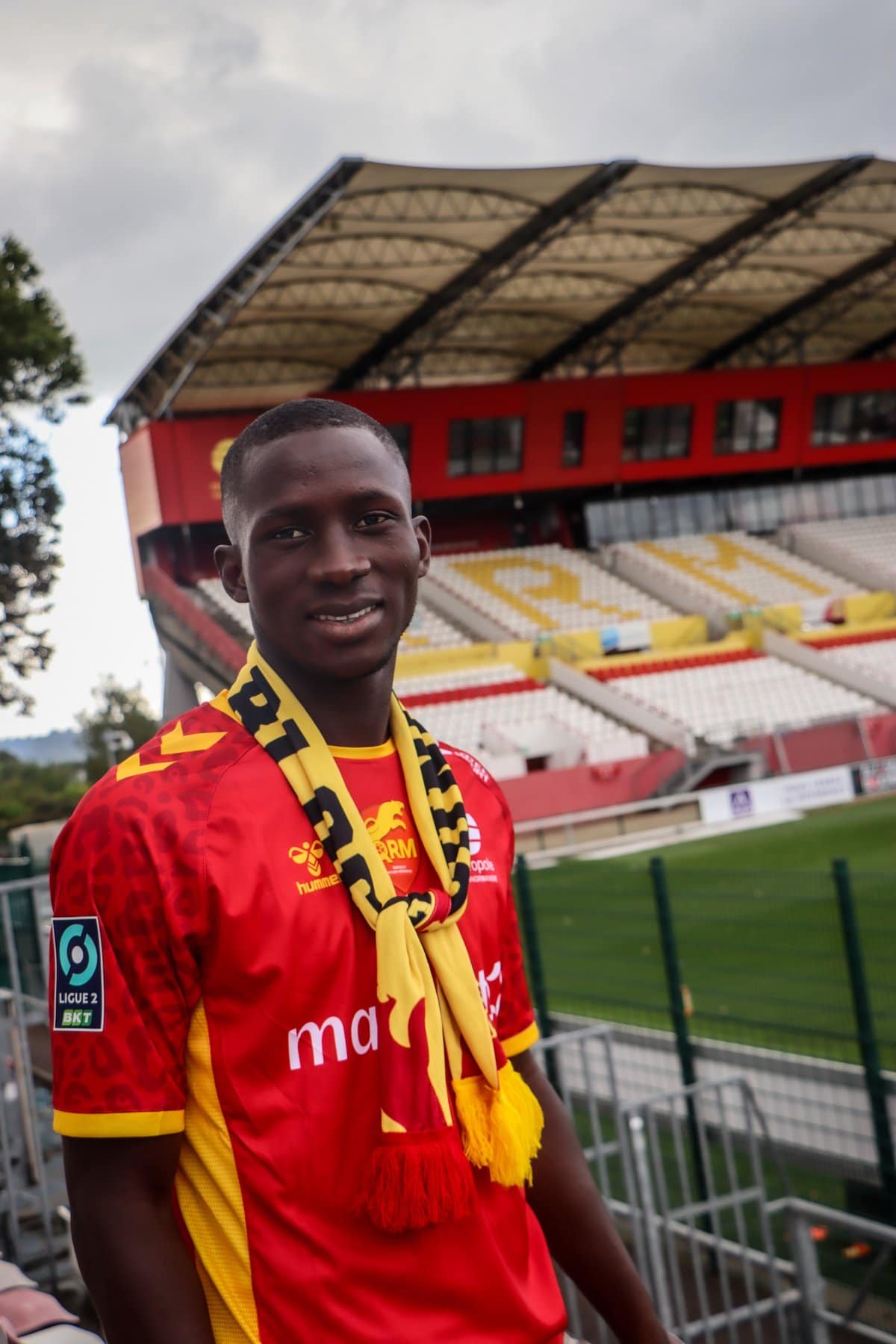 Interview : Sambou Soumano, meilleur buteur de l'US Quevilly : « En tant que footballeur sénégalais, il est évident de penser à défendre un jour les couleurs de sa patrie »" - wiwsport