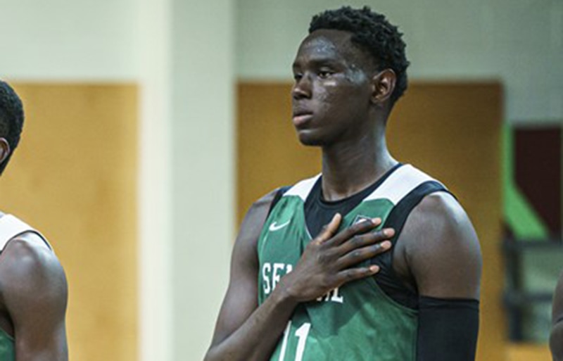 Avec un début de saison impressionnant, Baye Ndongo élu rookie de la semaine en ACC ! - wiwsport Avec un début de saison impressionnant, Baye Ndongo élu rookie de la semaine en ACC ! - wiwsport