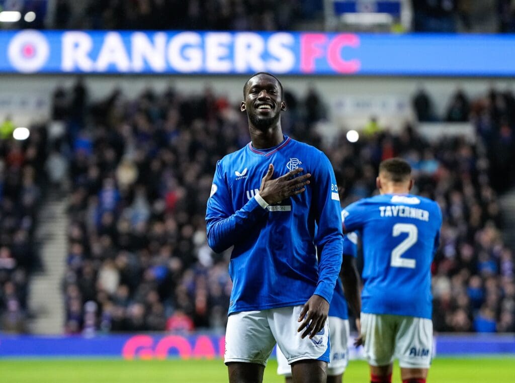 Premiership : Abdallah Sima, encore buteur, et les Rangers enchaînent contre Dundee - wiwsport