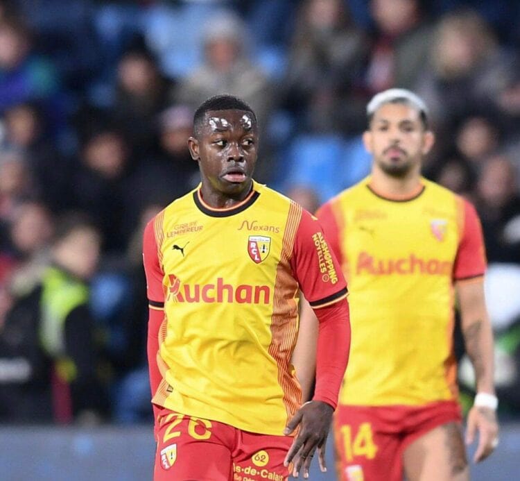 Ligue des Champions : Nampalys Mendy (Lens) sort sur blessure contre le FC Séville - wiwsport Ligue des Champions : Nampalys Mendy (Lens) sort sur blessure contre le FC Séville - wiwsport