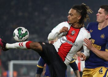 En manque de temps de jeu avec Southampton, des clubs de Ligue 1 veulent Sekou Mara ! - wiwsport