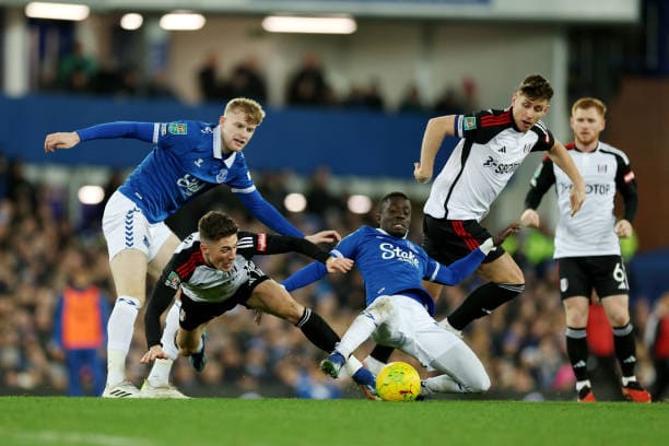 League Cup : Idrissa Gueye rate son penalty, Everton éliminé aux tirs par Fulham - wiwsport League Cup : Idrissa Gueye rate son penalty, Everton éliminé aux tirs par Fulham - wiwsport