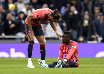 Sean Dyche, entraîneur d'Everton, sur blessure d'Idrissa Gueye : « Ça ne s'annonce pas génial » - wiwsport