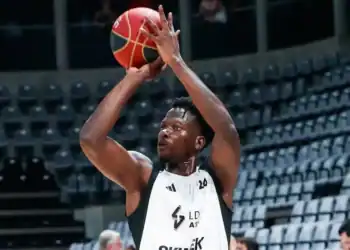 Euroligue : Avec Mbaye Ndiaye, l'ASVEL décroche une 5e victoire face au Bayern - wiwsport