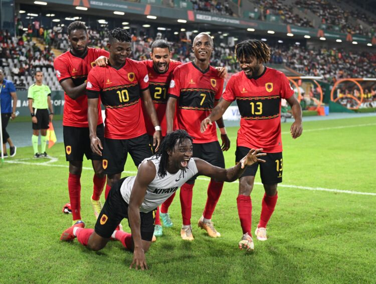 CAN 2023 : L'Angola bat le Burkina Faso et termine première de son groupe (2-0) - wiwsport CAN 2023 : L'Angola bat le Burkina Faso et termine première de son groupe (2-0) - wiwsport