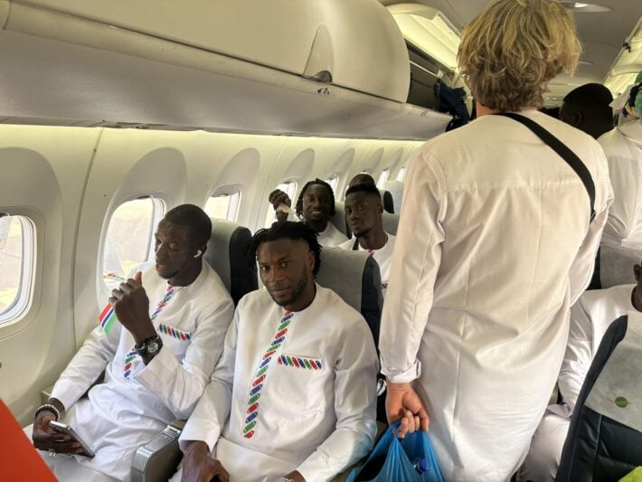 CAN 2023 - Tom Saintfiet sur voyage mouvementé de la Gambie : "Nous serions tous morts. Nous nous sommes tous endormis rapidement" - wiwsport CAN 2023 - Tom Saintfiet sur voyage mouvementé de la Gambie : "Nous serions tous morts. Nous nous sommes tous endormis rapidement" - wiwsport