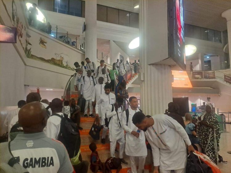 CAN 2023 - En manque d’oxygène dans l’avion, la Gambie rebrousse chemin ! - wiwsport CAN 2023 - En manque d’oxygène dans l’avion, la Gambie rebrousse chemin ! - wiwsport
