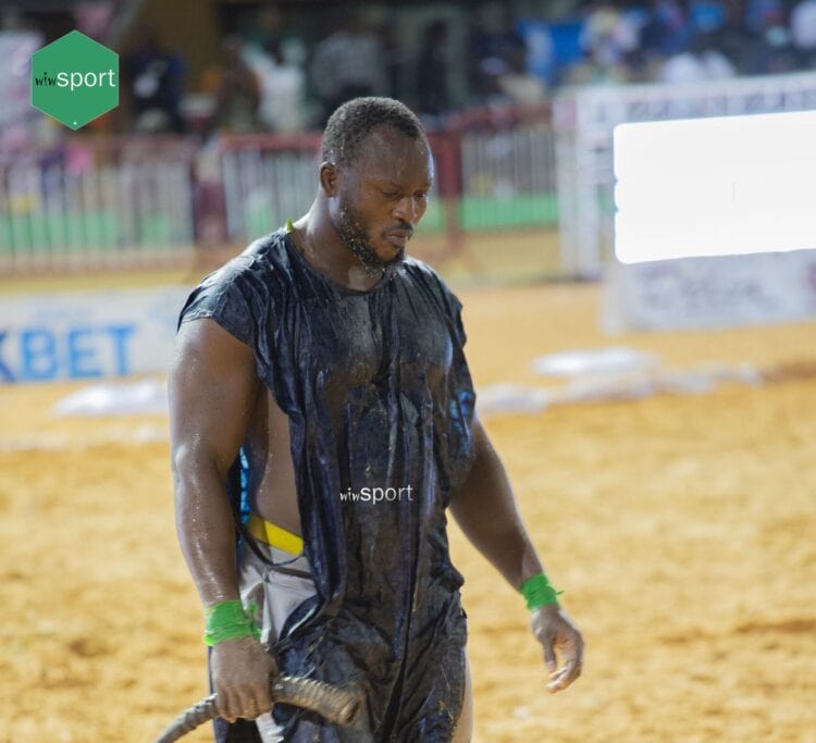 Lamb - Modou Lo révèle : "Je restais des jours à Lac Rose à m'entrainer sans voir ma famille..." - wiwsport Lamb - Modou Lo révèle : "Je restais des jours à Lac Rose à m'entrainer sans voir ma famille..." - wiwsport