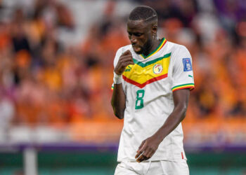 Equipe Nationale : Cheikhou Kouyaté quitte momentanément les Lions à la CAN après le décès de son père - wiwsport