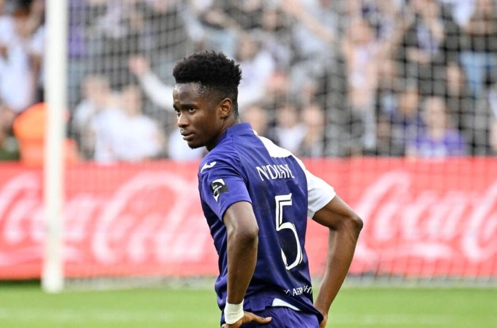 Anderlecht : Opéré au pubis, Moussa Ndiaye absent plusieurs mois - wiwsport Anderlecht : Opéré au pubis, Moussa Ndiaye absent plusieurs mois - wiwsport