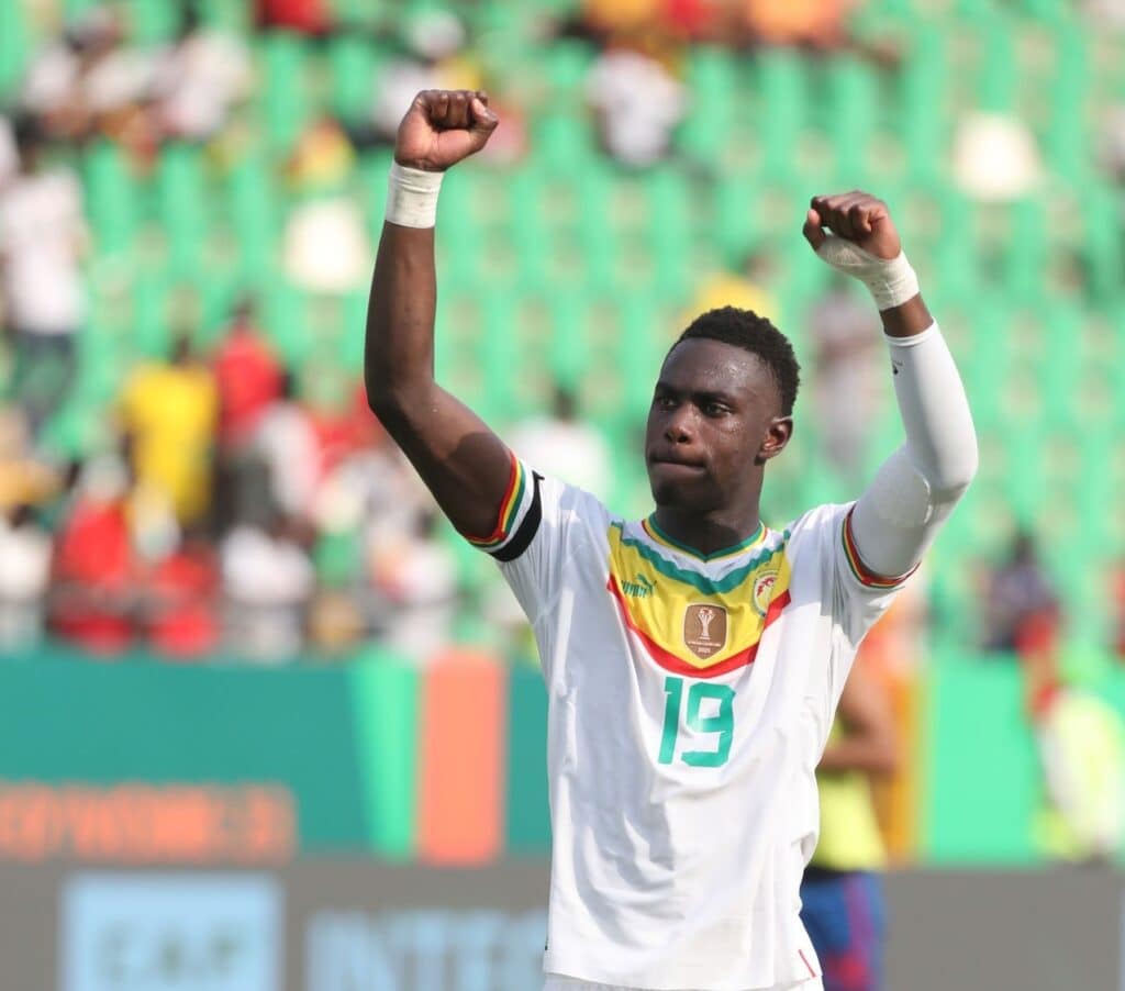 Equipe Nationale : Abdallah Sima et Kouyaté absents, Sabaly et Moussa Niakhaté s'entraînent à part avant Sénégal-Cameroun - wiwsport Equipe Nationale : Abdallah Sima et Kouyaté absents, Sabaly et Moussa Niakhaté s'entraînent à part avant Sénégal-Cameroun - wiwsport