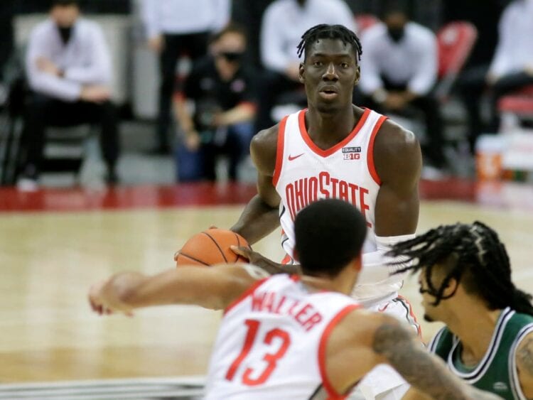 NCAA - Ibrahima Diallo (double-double) solide face à West Virginia - wiwsport NCAA - Ibrahima Diallo (double-double) solide face à West Virginia - wiwsport