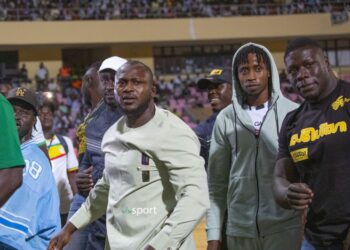 Papiss Kharagne explique les vraies raisons du retrait momentané de Modou Lô : "Il ne luttera plus cette saison car sa famille...." - wiwsport