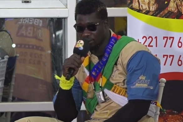 Face to face - Zarco absent, Niang bu Ndaw monte au créneau : "C'est un poltron, c'est pourquoi il n'est pas venu" - wiwsport Face to face - Zarco absent, Niang bu Ndaw monte au créneau : "C'est un poltron, c'est pourquoi il n'est pas venu" - wiwsport
