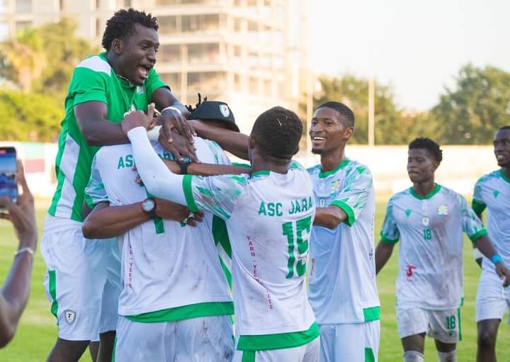(J13) Ligue 1 : Le Jaraaf bat la Linguère (1-2) et termine champion à mi-parcours - wiwsport (J13) Ligue 1 : Le Jaraaf bat la Linguère (1-2) et termine champion à mi-parcours - wiwsport