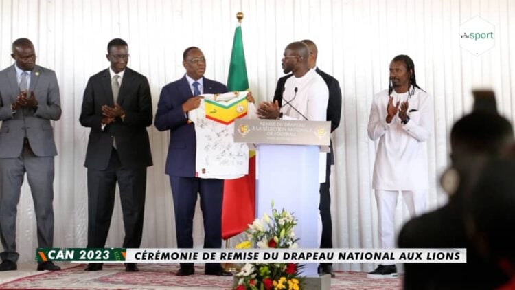 CAN 2023 : Le président Macky Sall encourage les Lions suite à leur élimination - wiwsport CAN 2023 : Le président Macky Sall encourage les Lions suite à leur élimination - wiwsport