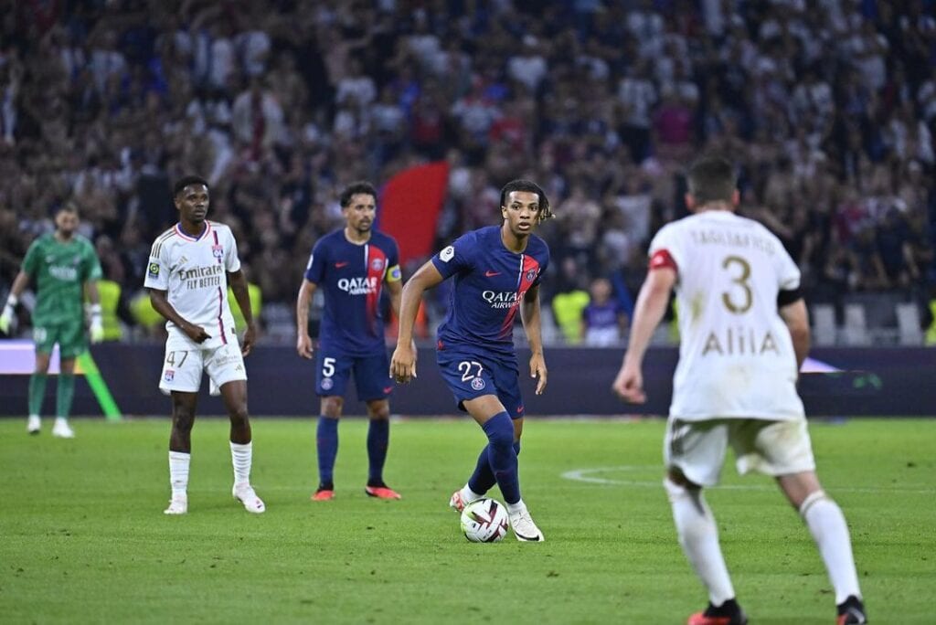 Mercato : Cher Ndour (PSG) déjà sur le départ cet hiver ? - wiwsport Mercato : Cher Ndour (PSG) déjà sur le départ cet hiver ? - wiwsport